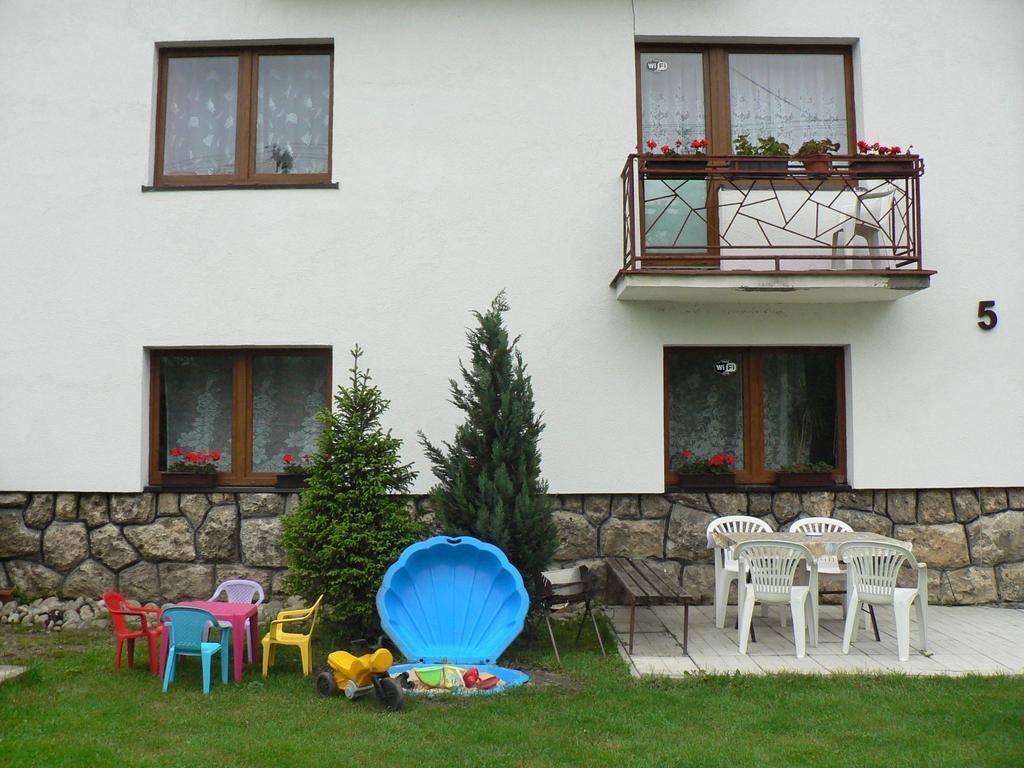 Apartman Bešeňová Exteriör bild